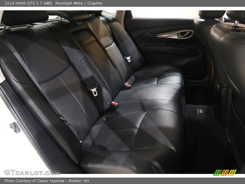 Rear Seat of 2014 Q70 3.7 AWD
