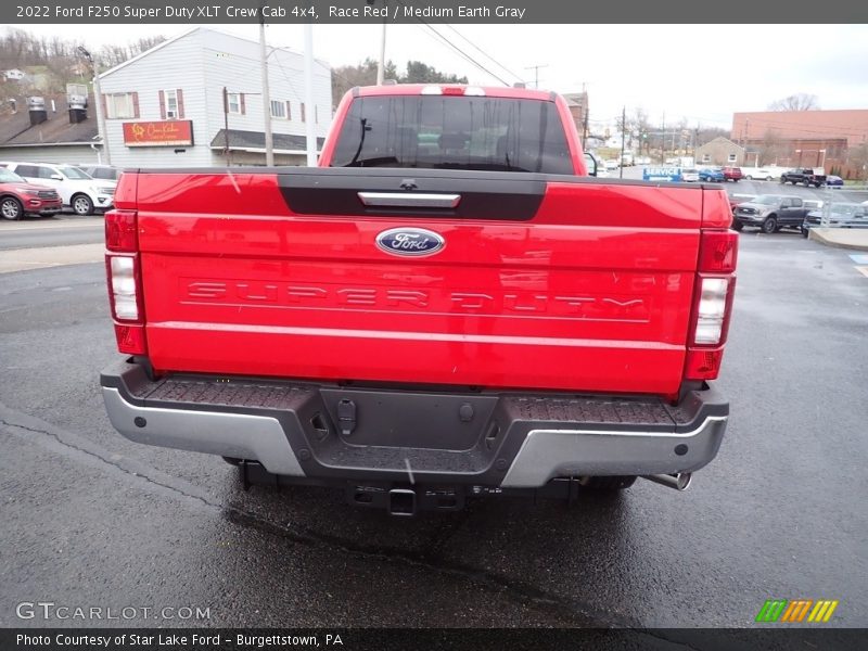 Race Red / Medium Earth Gray 2022 Ford F250 Super Duty XLT Crew Cab 4x4