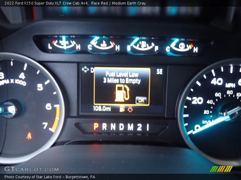 Race Red / Medium Earth Gray 2022 Ford F250 Super Duty XLT Crew Cab 4x4