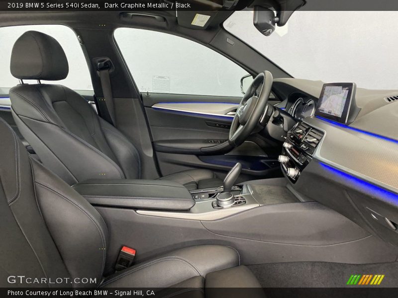 Front Seat of 2019 5 Series 540i Sedan