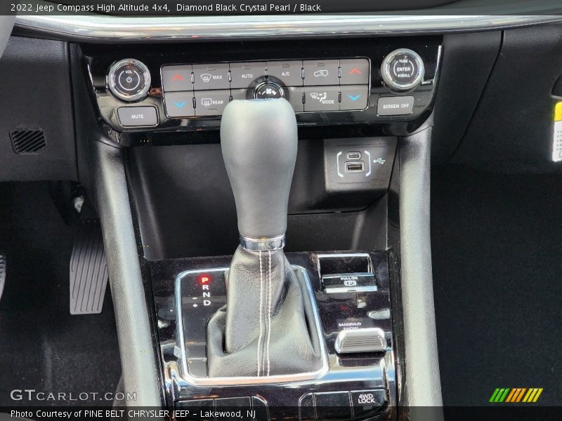  2022 Compass High Altitude 4x4 9 Speed Automatic Shifter