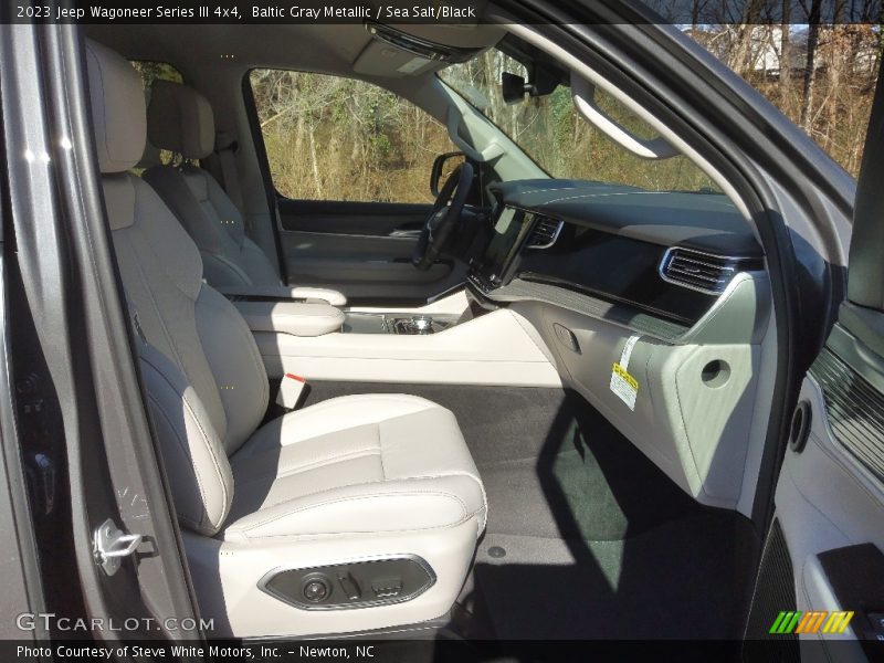 Front Seat of 2023 Wagoneer Series III 4x4