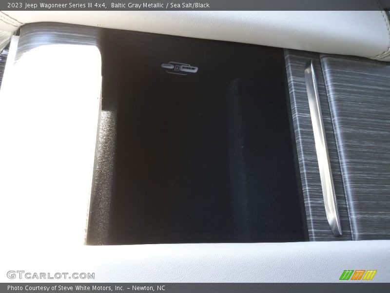 Baltic Gray Metallic / Sea Salt/Black 2023 Jeep Wagoneer Series III 4x4