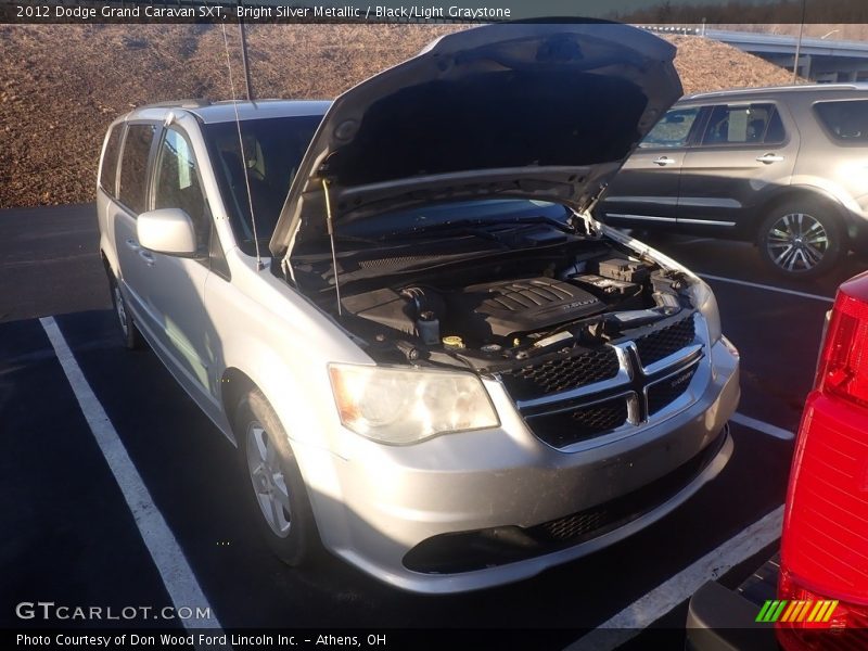 Bright Silver Metallic / Black/Light Graystone 2012 Dodge Grand Caravan SXT
