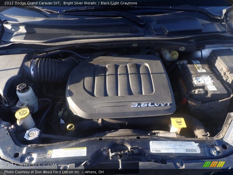 Bright Silver Metallic / Black/Light Graystone 2012 Dodge Grand Caravan SXT