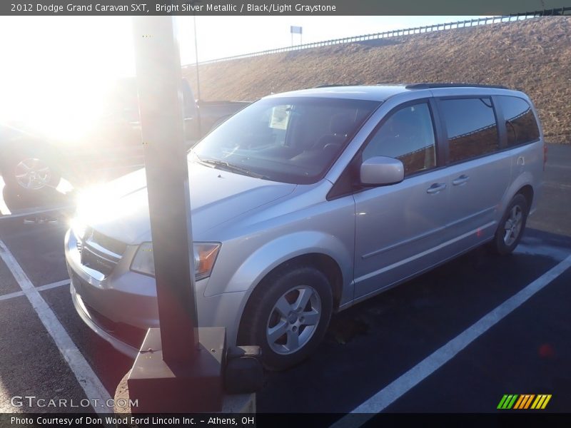 Bright Silver Metallic / Black/Light Graystone 2012 Dodge Grand Caravan SXT