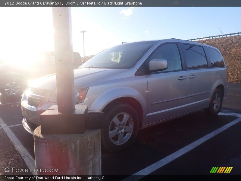 Bright Silver Metallic / Black/Light Graystone 2012 Dodge Grand Caravan SXT
