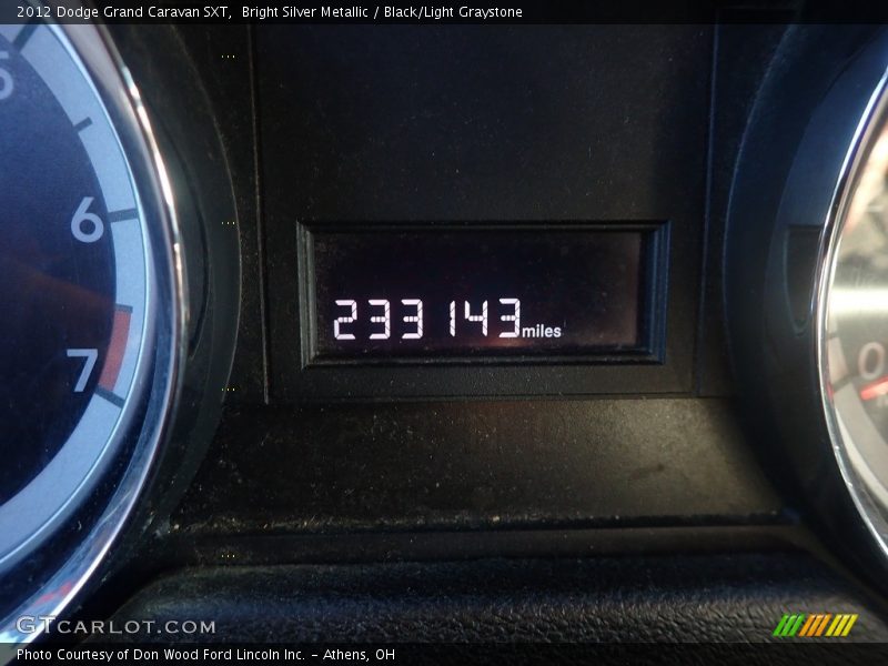Bright Silver Metallic / Black/Light Graystone 2012 Dodge Grand Caravan SXT