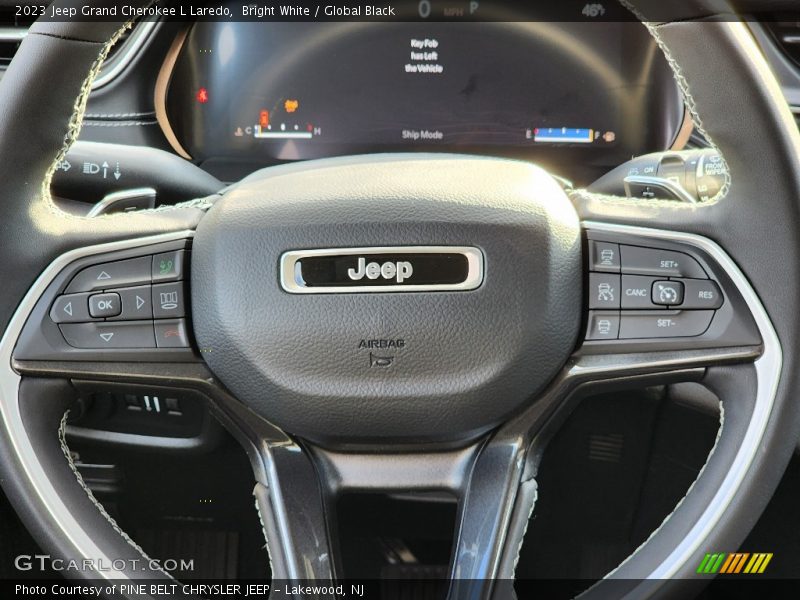 Bright White / Global Black 2023 Jeep Grand Cherokee L Laredo