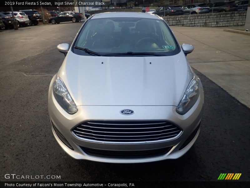 Ingot Silver / Charcoal Black 2019 Ford Fiesta S Sedan