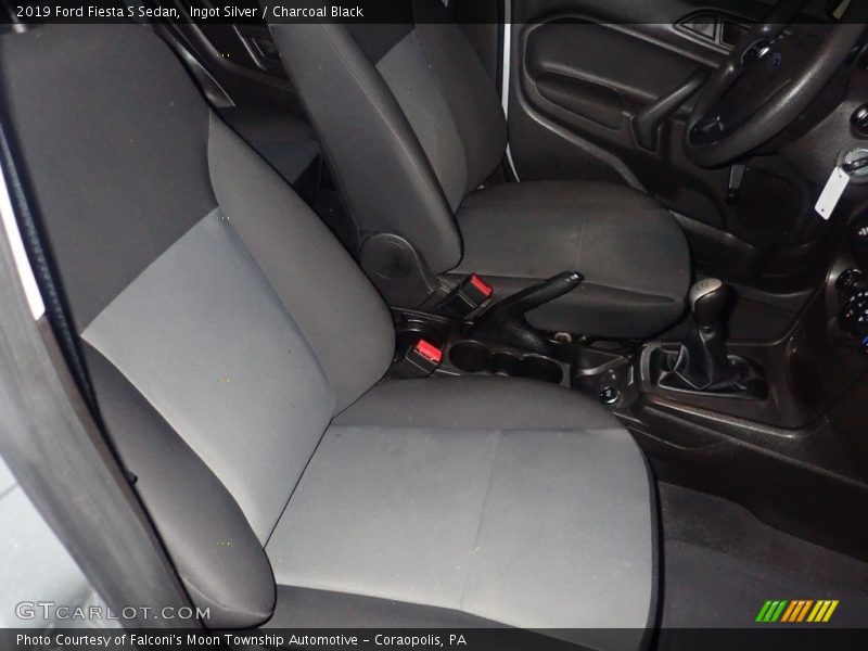 Ingot Silver / Charcoal Black 2019 Ford Fiesta S Sedan