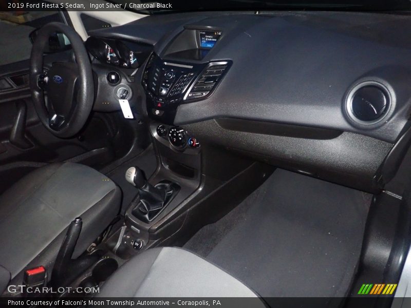 Ingot Silver / Charcoal Black 2019 Ford Fiesta S Sedan