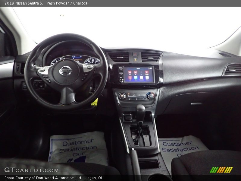 Fresh Powder / Charcoal 2019 Nissan Sentra S