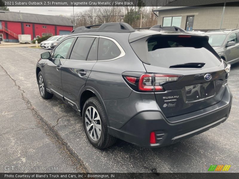 Magnetite Gray Metallic / Slate Black 2021 Subaru Outback 2.5i Premium