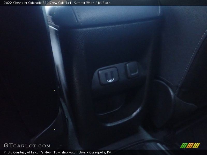 Summit White / Jet Black 2022 Chevrolet Colorado Z71 Crew Cab 4x4