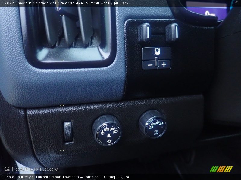 Summit White / Jet Black 2022 Chevrolet Colorado Z71 Crew Cab 4x4