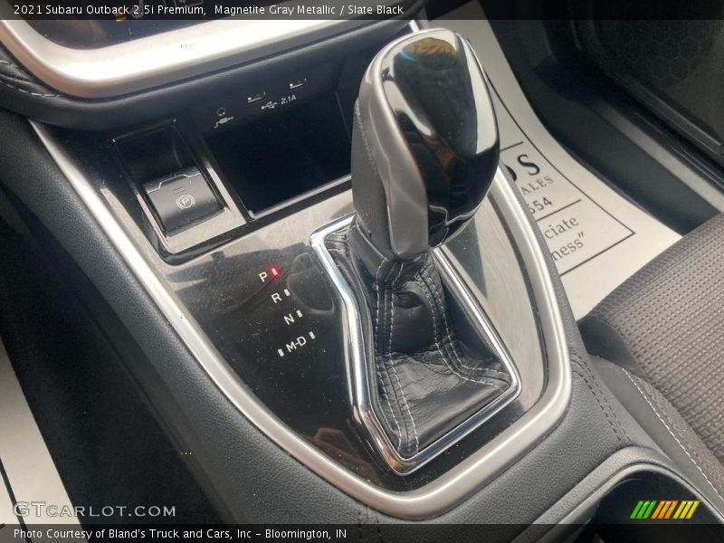 Magnetite Gray Metallic / Slate Black 2021 Subaru Outback 2.5i Premium