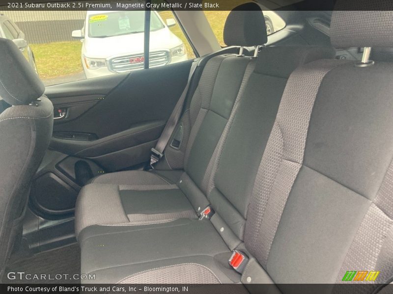Magnetite Gray Metallic / Slate Black 2021 Subaru Outback 2.5i Premium