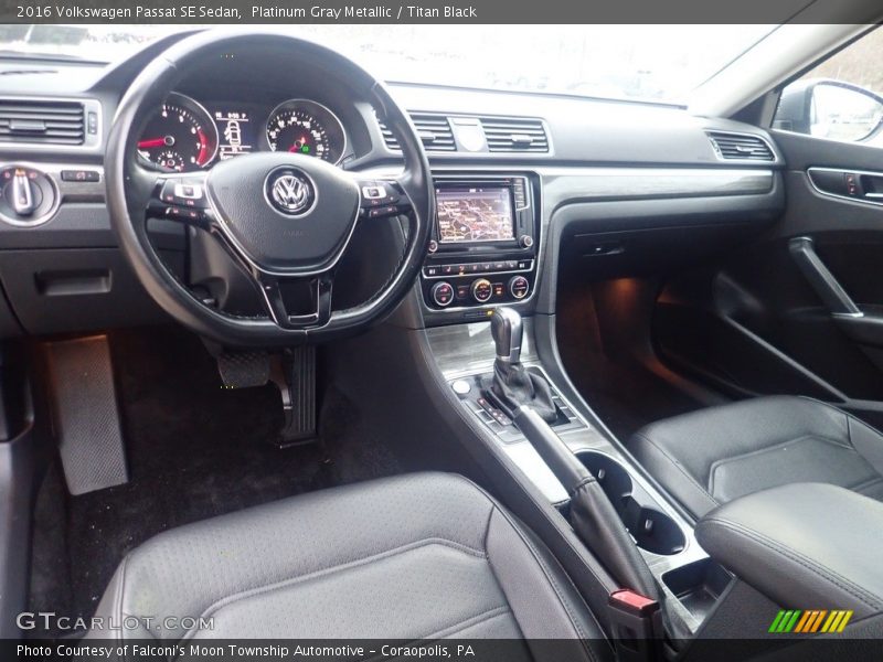  2016 Passat SE Sedan Titan Black Interior