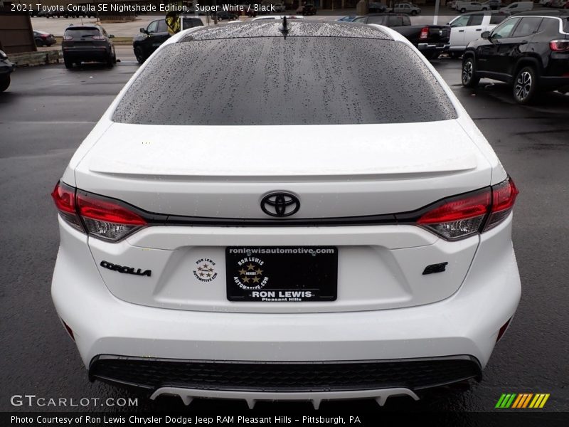 Super White / Black 2021 Toyota Corolla SE Nightshade Edition
