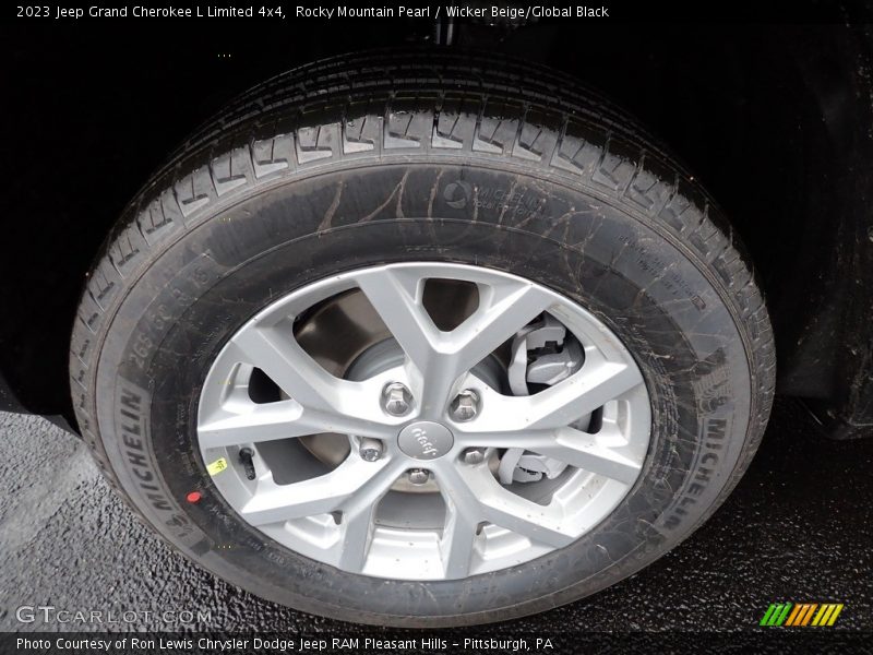  2023 Grand Cherokee L Limited 4x4 Wheel