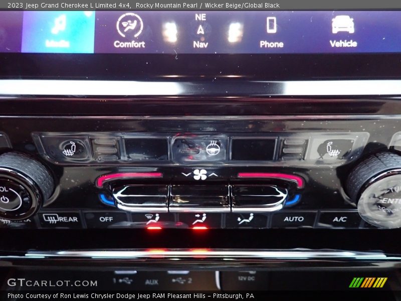 Rocky Mountain Pearl / Wicker Beige/Global Black 2023 Jeep Grand Cherokee L Limited 4x4