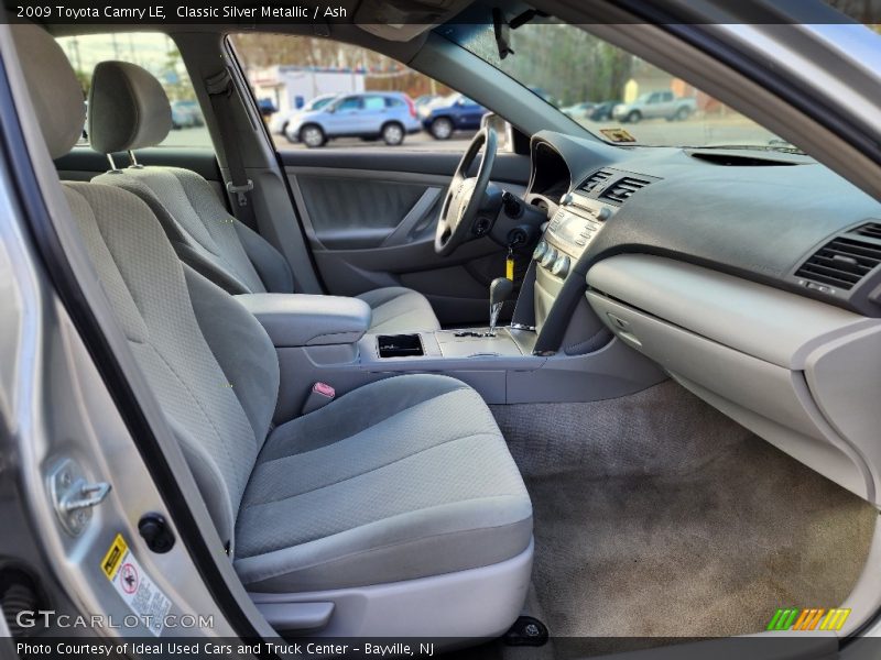Classic Silver Metallic / Ash 2009 Toyota Camry LE