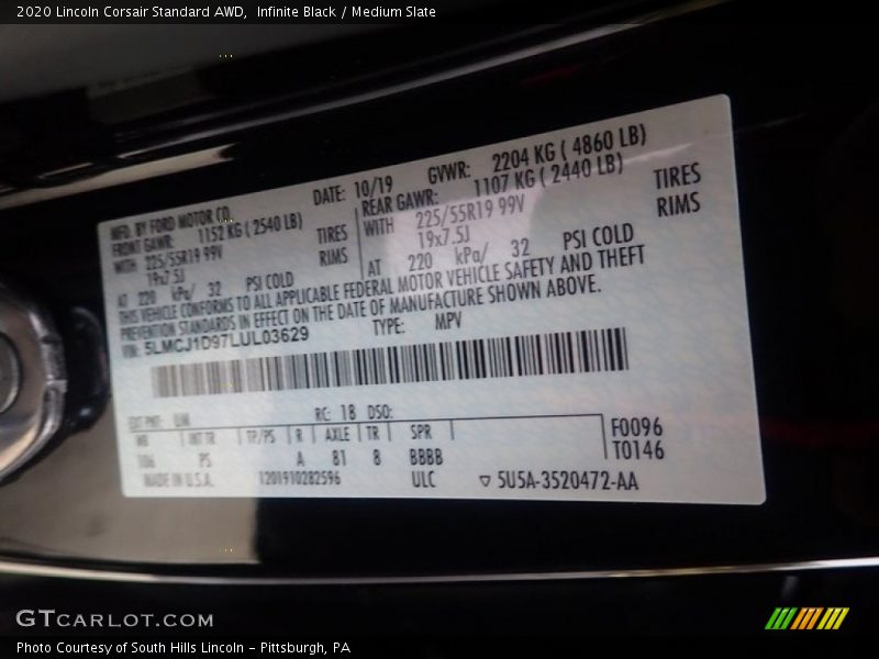 2020 Corsair Standard AWD Infinite Black Color Code UM