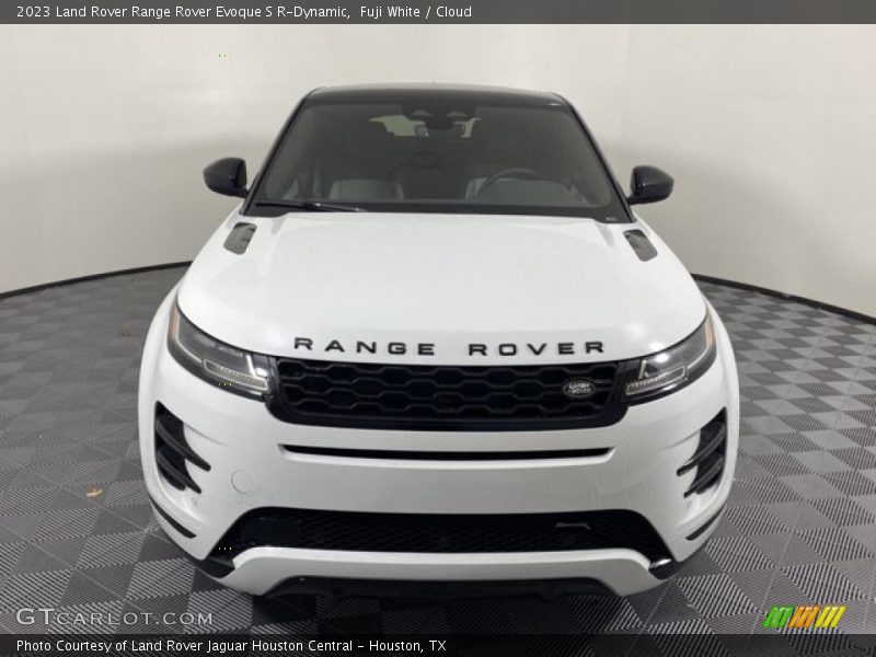 Fuji White / Cloud 2023 Land Rover Range Rover Evoque S R-Dynamic
