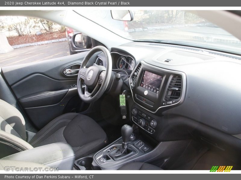 Diamond Black Crystal Pearl / Black 2020 Jeep Cherokee Latitude 4x4