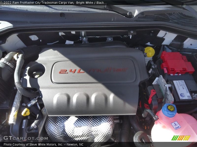 Bright White / Black 2022 Ram ProMaster City Tradesman Cargo Van