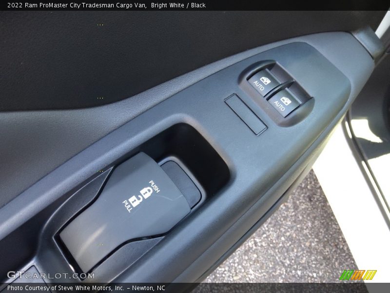 Bright White / Black 2022 Ram ProMaster City Tradesman Cargo Van