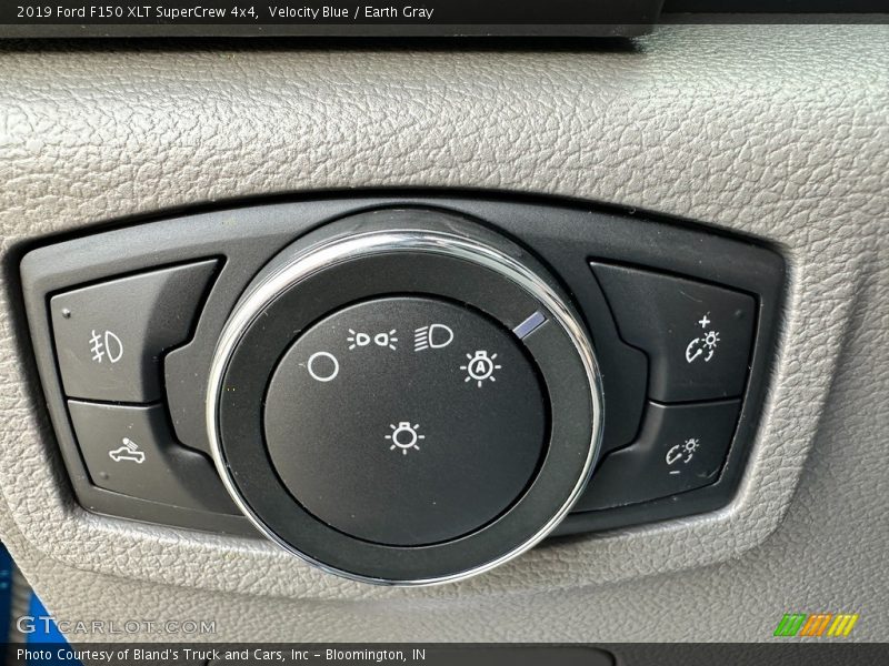 Velocity Blue / Earth Gray 2019 Ford F150 XLT SuperCrew 4x4
