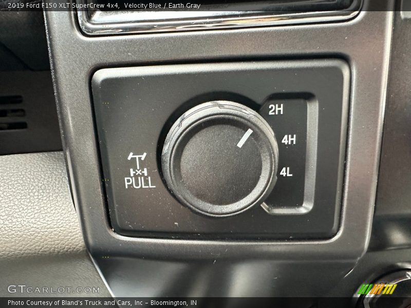 Velocity Blue / Earth Gray 2019 Ford F150 XLT SuperCrew 4x4