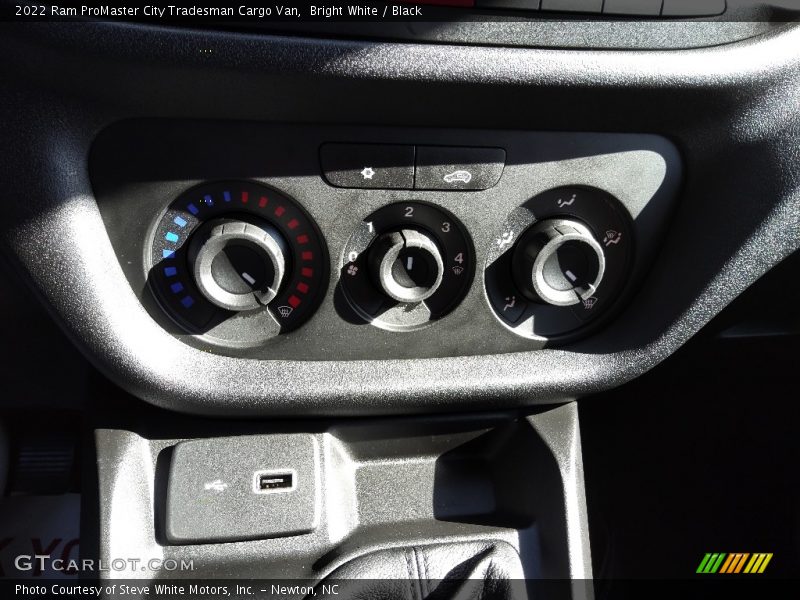 Bright White / Black 2022 Ram ProMaster City Tradesman Cargo Van