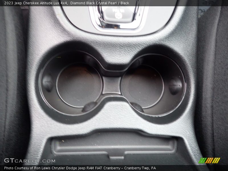 Diamond Black Crystal Pearl / Black 2023 Jeep Cherokee Altitude Lux 4x4