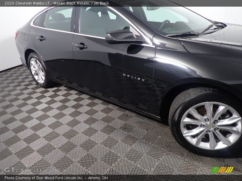 Mosaic Black Metallic / Jet Black 2020 Chevrolet Malibu LT