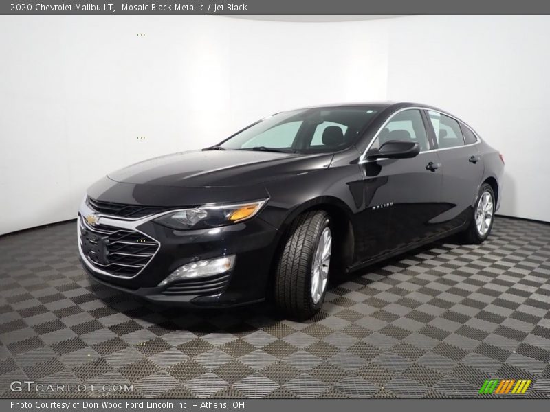 Mosaic Black Metallic / Jet Black 2020 Chevrolet Malibu LT