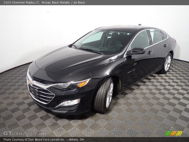 Mosaic Black Metallic / Jet Black 2020 Chevrolet Malibu LT