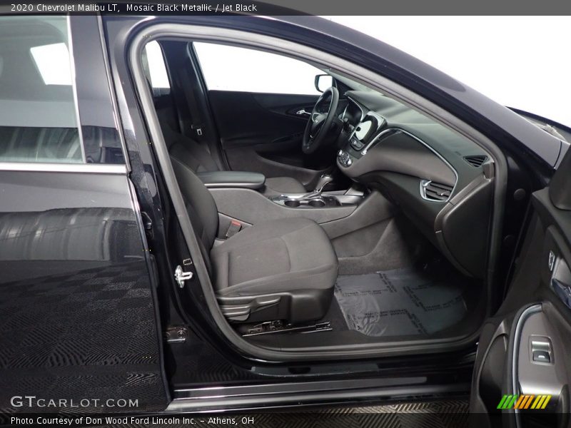Mosaic Black Metallic / Jet Black 2020 Chevrolet Malibu LT