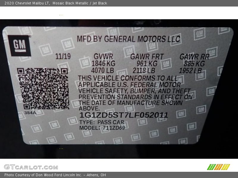 Mosaic Black Metallic / Jet Black 2020 Chevrolet Malibu LT