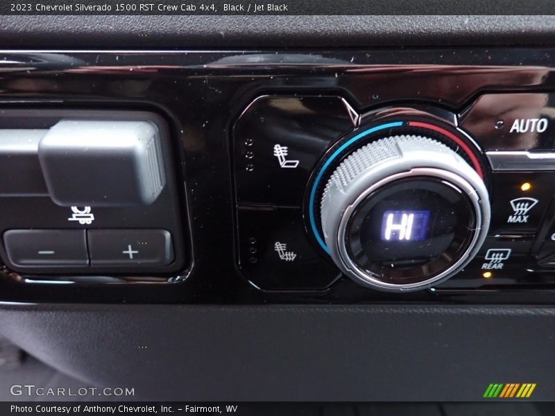 Controls of 2023 Silverado 1500 RST Crew Cab 4x4