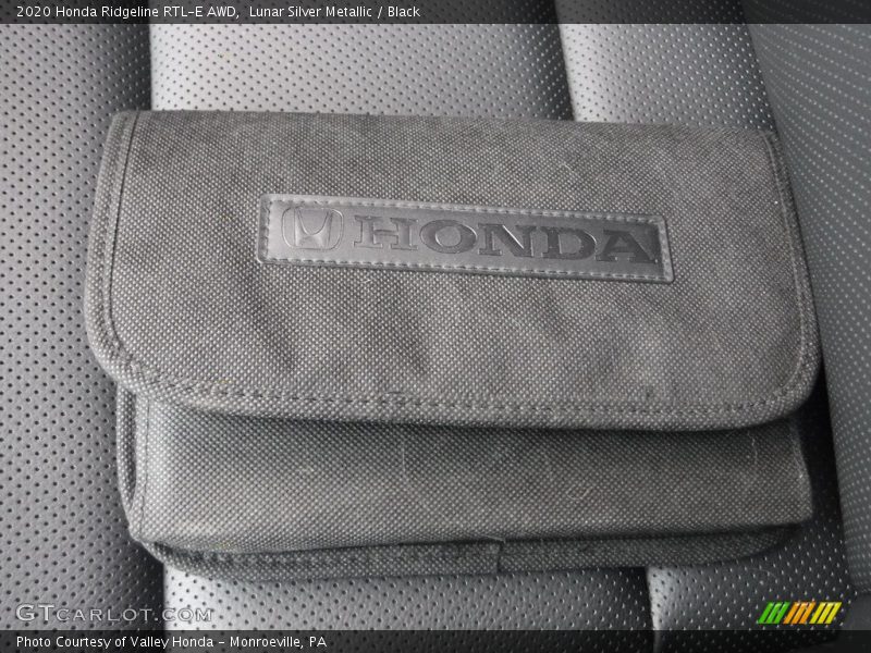 Lunar Silver Metallic / Black 2020 Honda Ridgeline RTL-E AWD