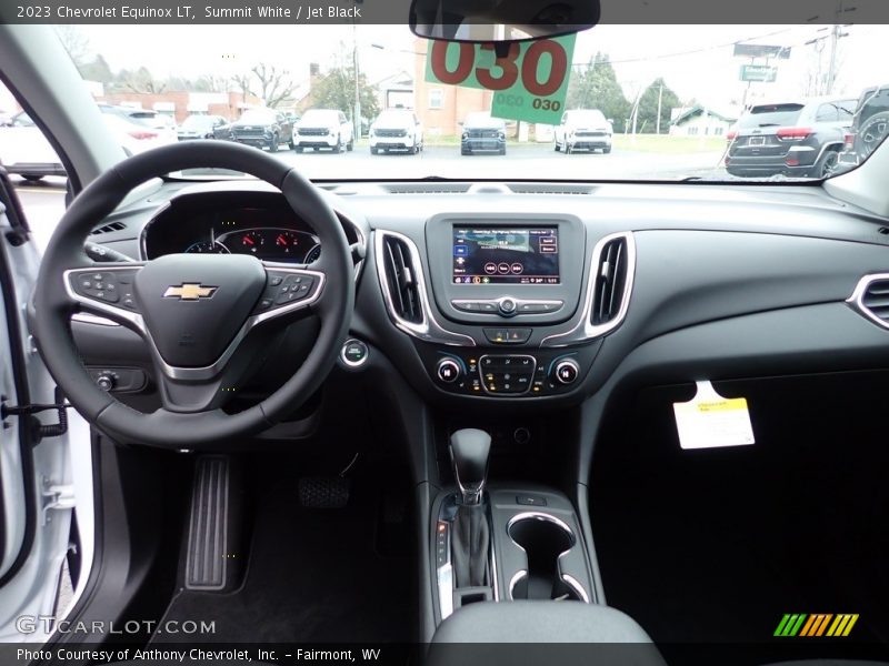 Summit White / Jet Black 2023 Chevrolet Equinox LT