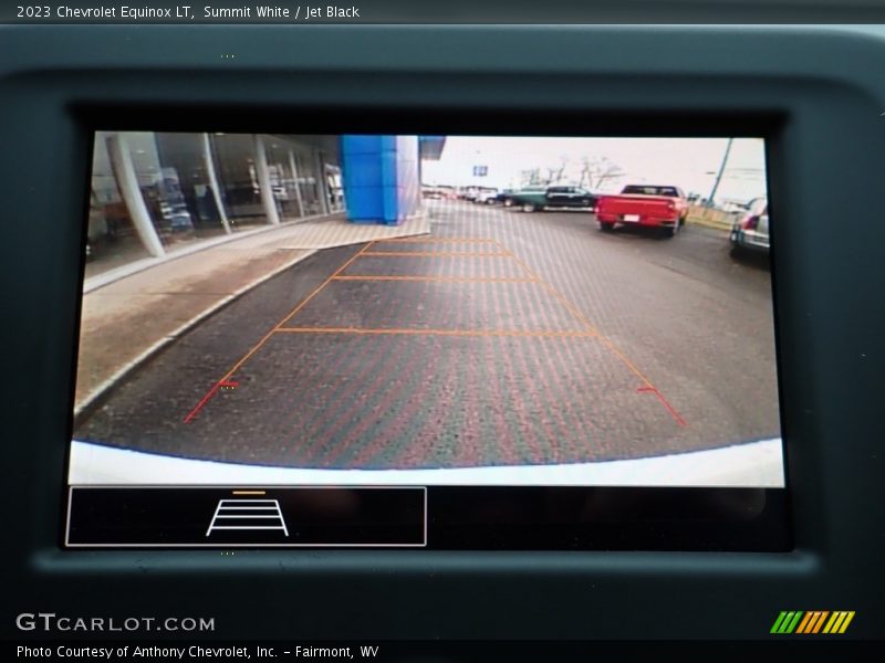 Summit White / Jet Black 2023 Chevrolet Equinox LT