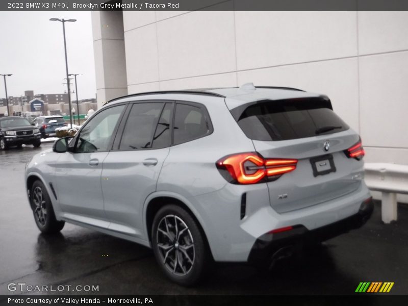 Brooklyn Grey Metallic / Tacora Red 2022 BMW X3 M40i