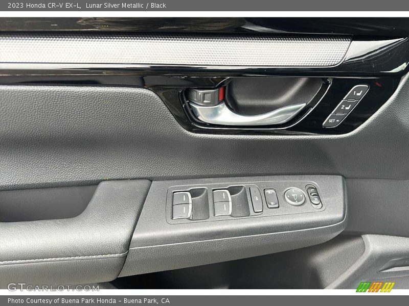 Door Panel of 2023 CR-V EX-L