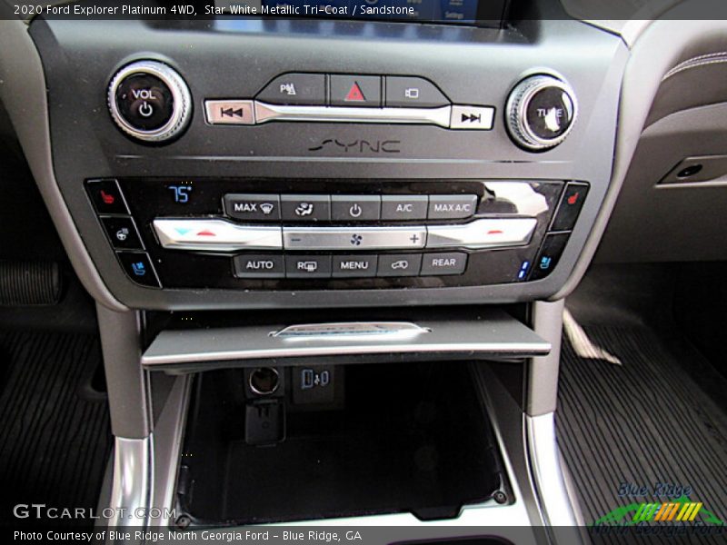 Star White Metallic Tri-Coat / Sandstone 2020 Ford Explorer Platinum 4WD
