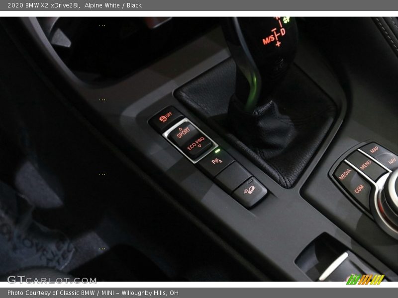 Alpine White / Black 2020 BMW X2 xDrive28i