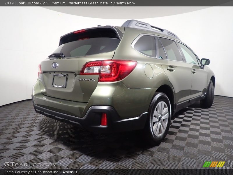 Wilderness Green Metallic / Warm Ivory 2019 Subaru Outback 2.5i Premium